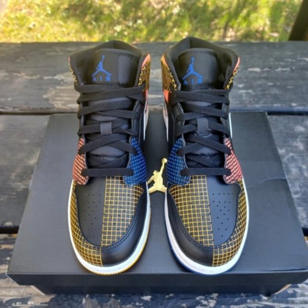 Nike Air Jordan 1 Mid MMD Multi-Color Grid Sneakers - Size 6 Youth Shoes - Picture 2 of 9